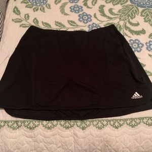 Adidas tennis skirt M